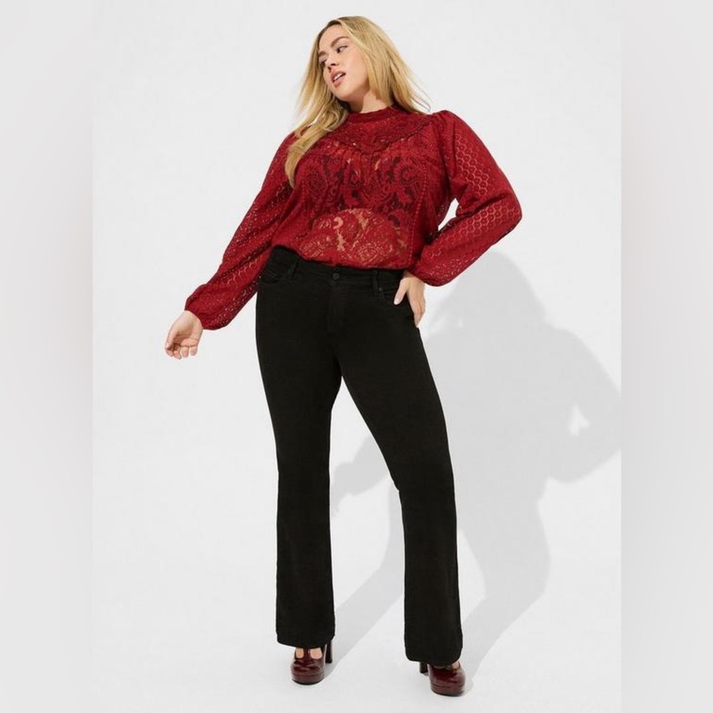 🆕 Torrid Mixed Lace High Neck Top Rhubarb Red Curvy Bombshell Sultry Daye Night